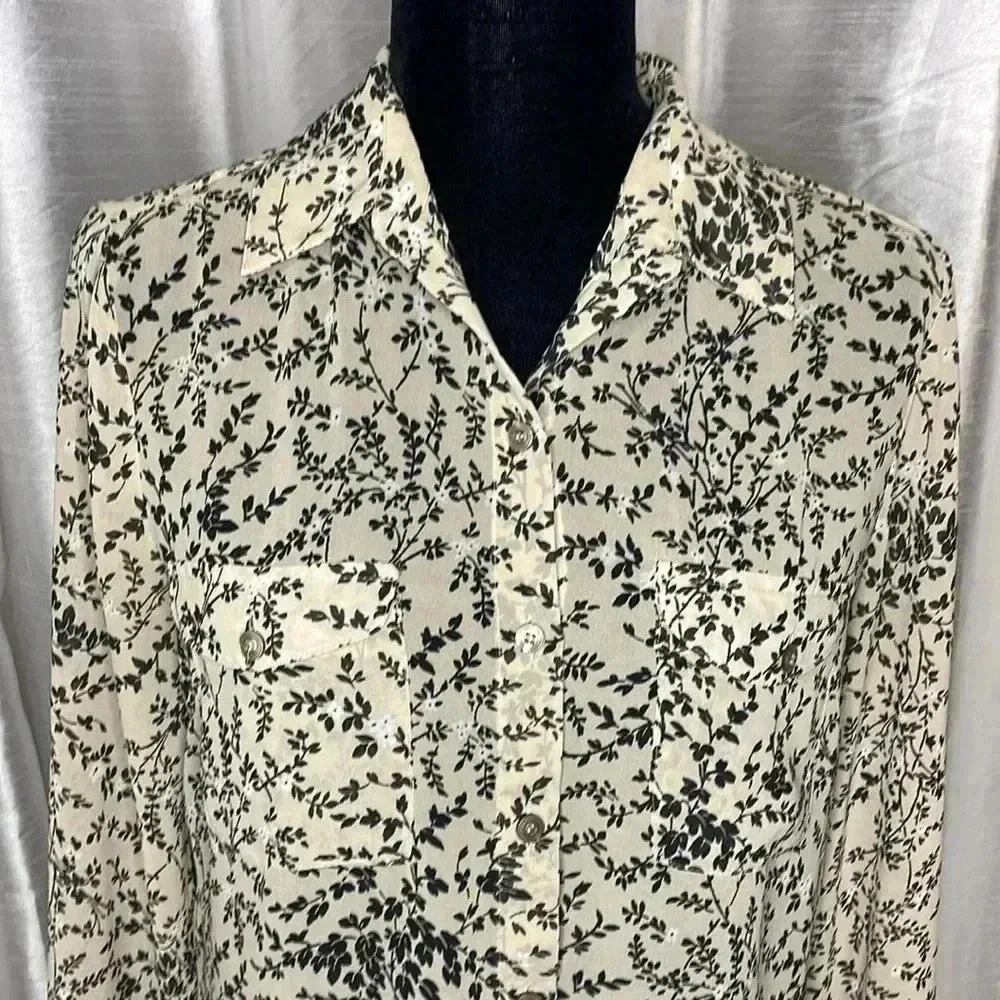 Evan-Picone Leaf Floral Print Button Down Long Sleeve Top Women’s Petite Medium